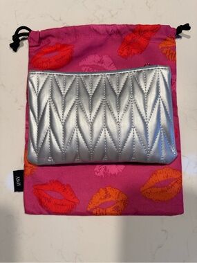 IPSY Beauty & Jewelry Gift Set | Makeup Skincare + Accessories